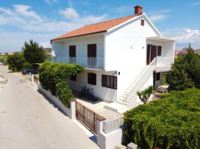 Island Murter, Betina